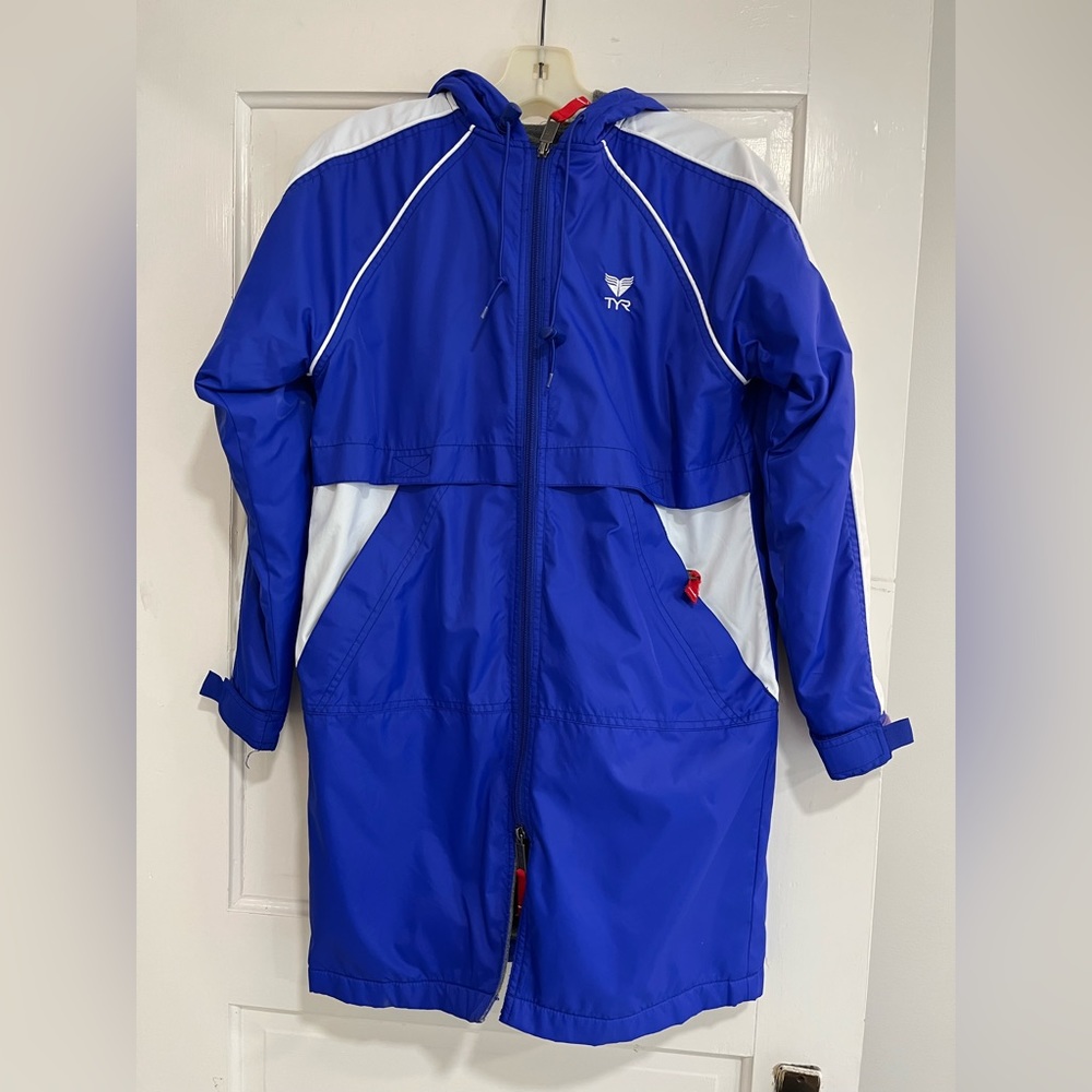 TYR youth medium swim parka jacket